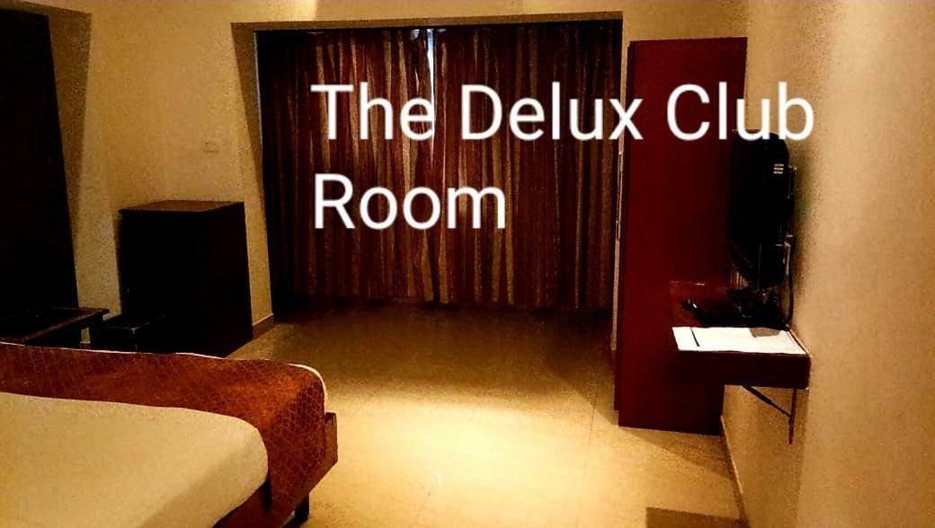 Aristro Club Hotell Calcutta Exteriör bild